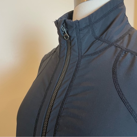 Zella Convertible Jacket - Picture 4 of 11